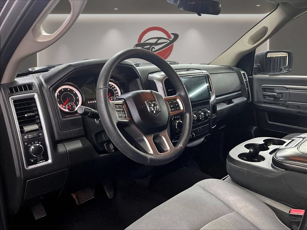 Used 2021 RAM 1500 Classic SLT AWD/4WD image 18