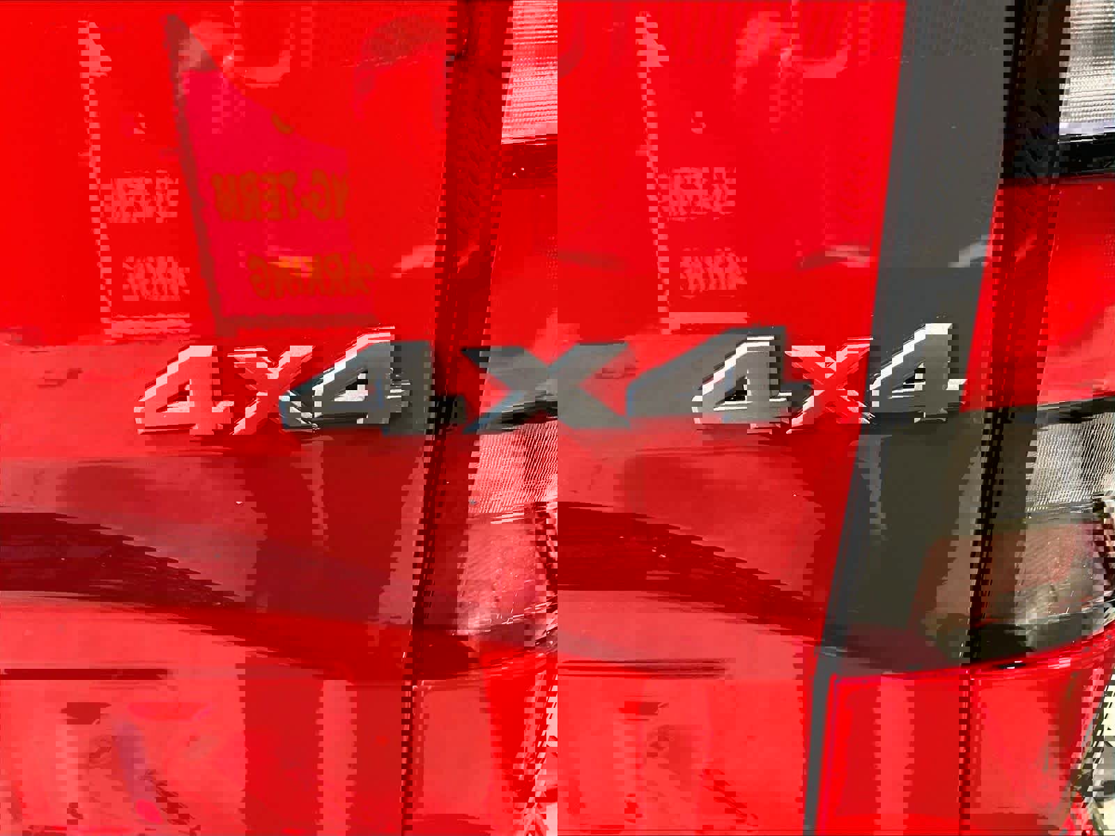 Used 2025 Nissan Frontier SV image 29