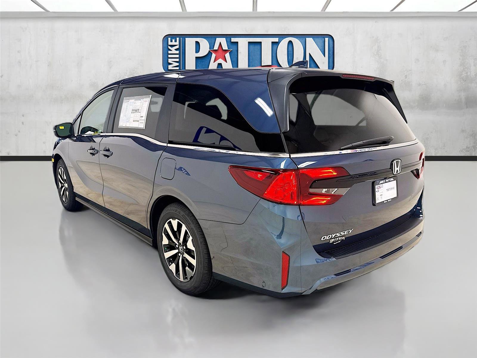 New 2026 Honda Odyssey EX-L image 5