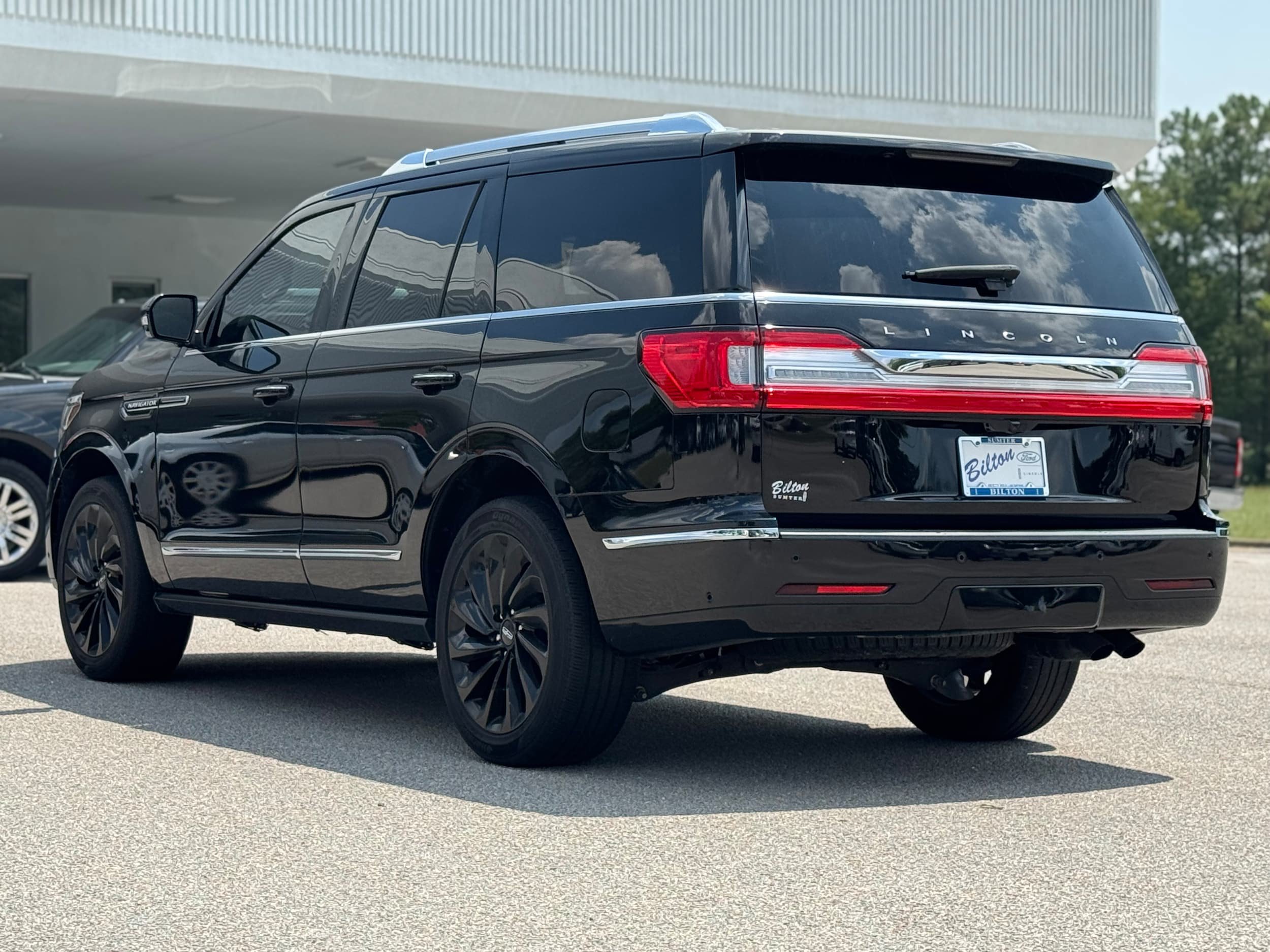 Used 2021 Lincoln Navigator Reserve RWD image 26