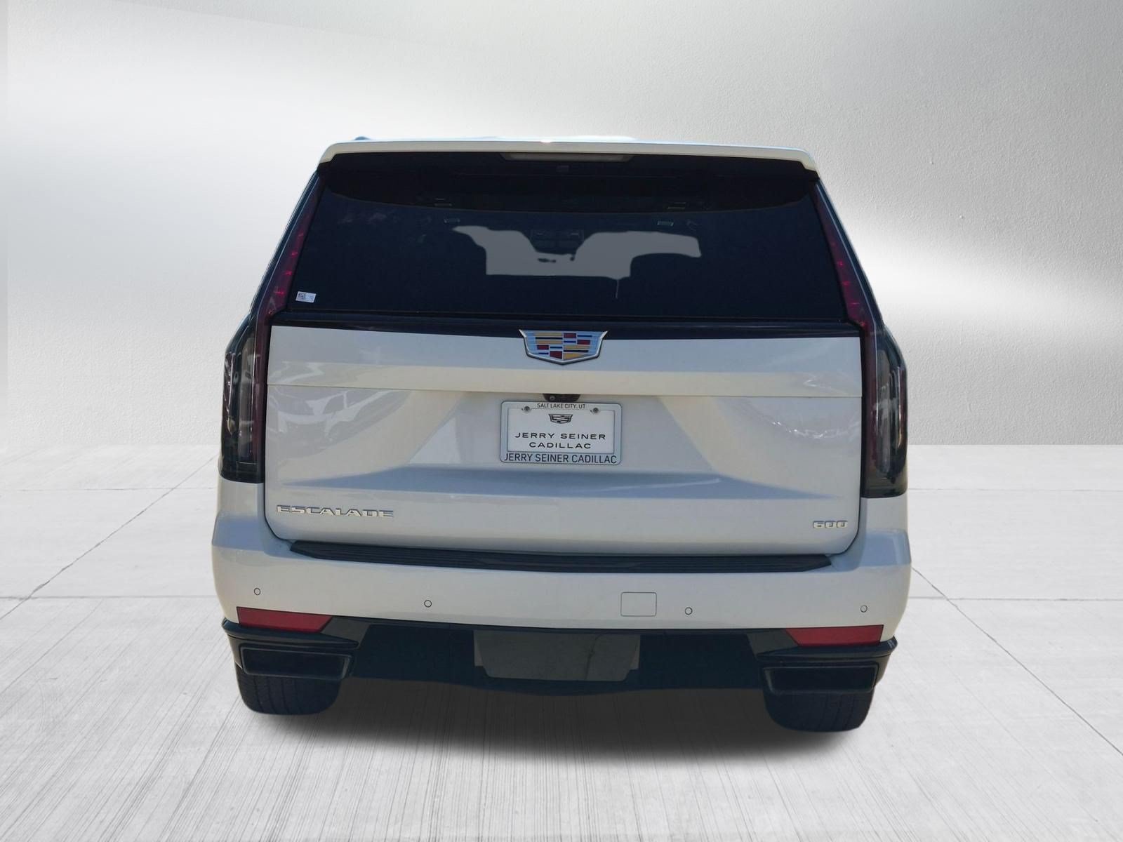 Certified 2022 Cadillac Escalade Sport Platinum AWD/4WD image 5