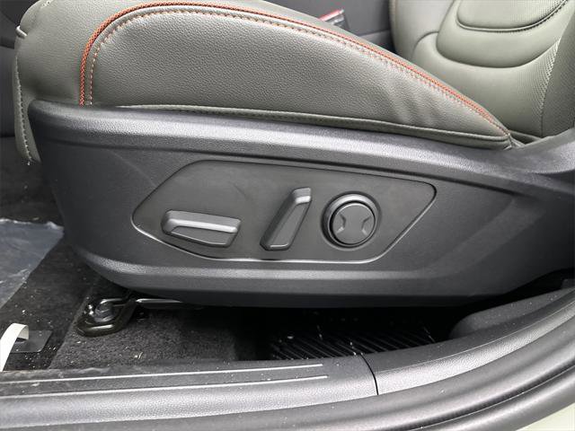 New 2025 Hyundai Santa Cruz Limited image 10