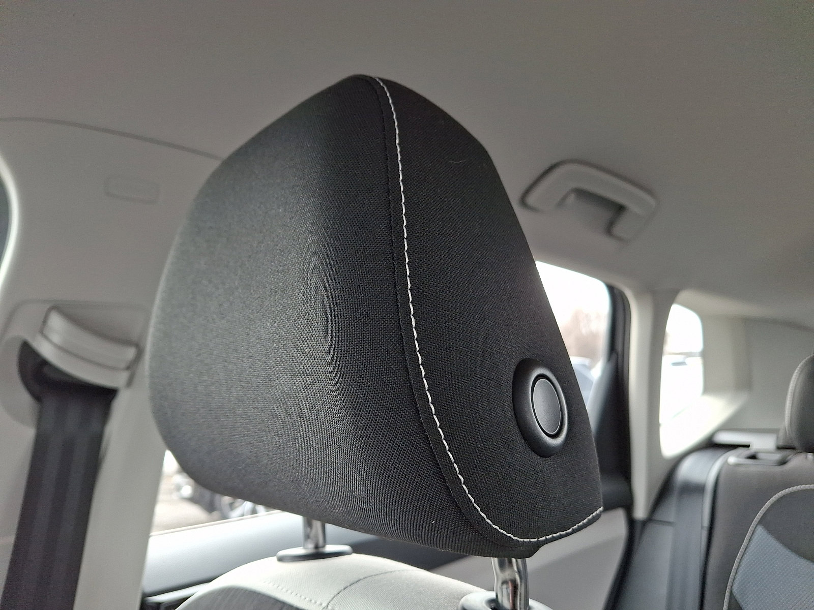 Certified 2025 Volkswagen Taos S image 13