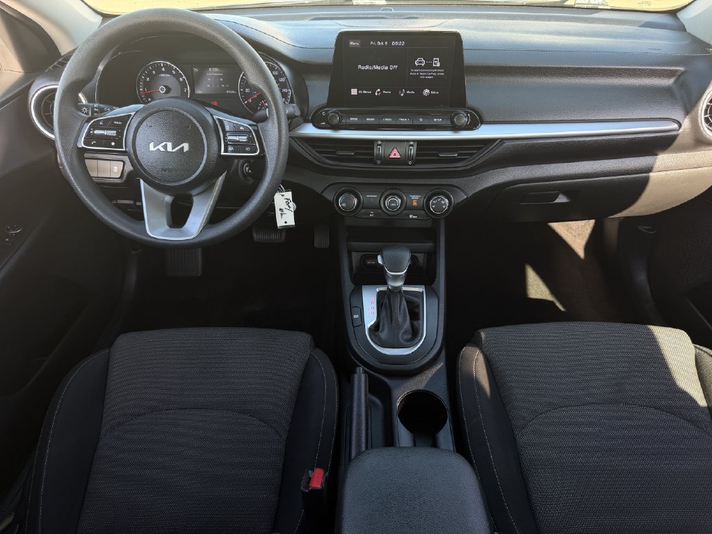 Used 2022 Kia Forte LXS FWD image 10
