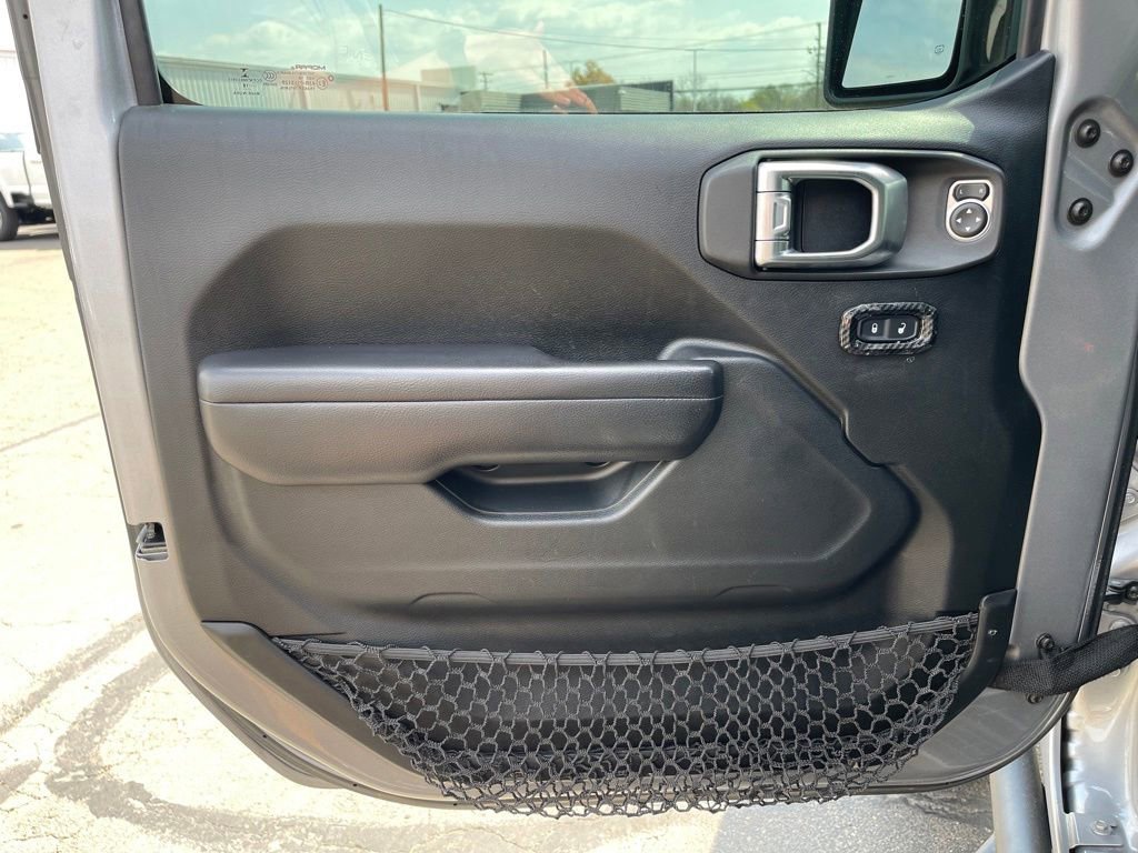 Used 2018 Jeep Wrangler Unlimited Sport S image 17