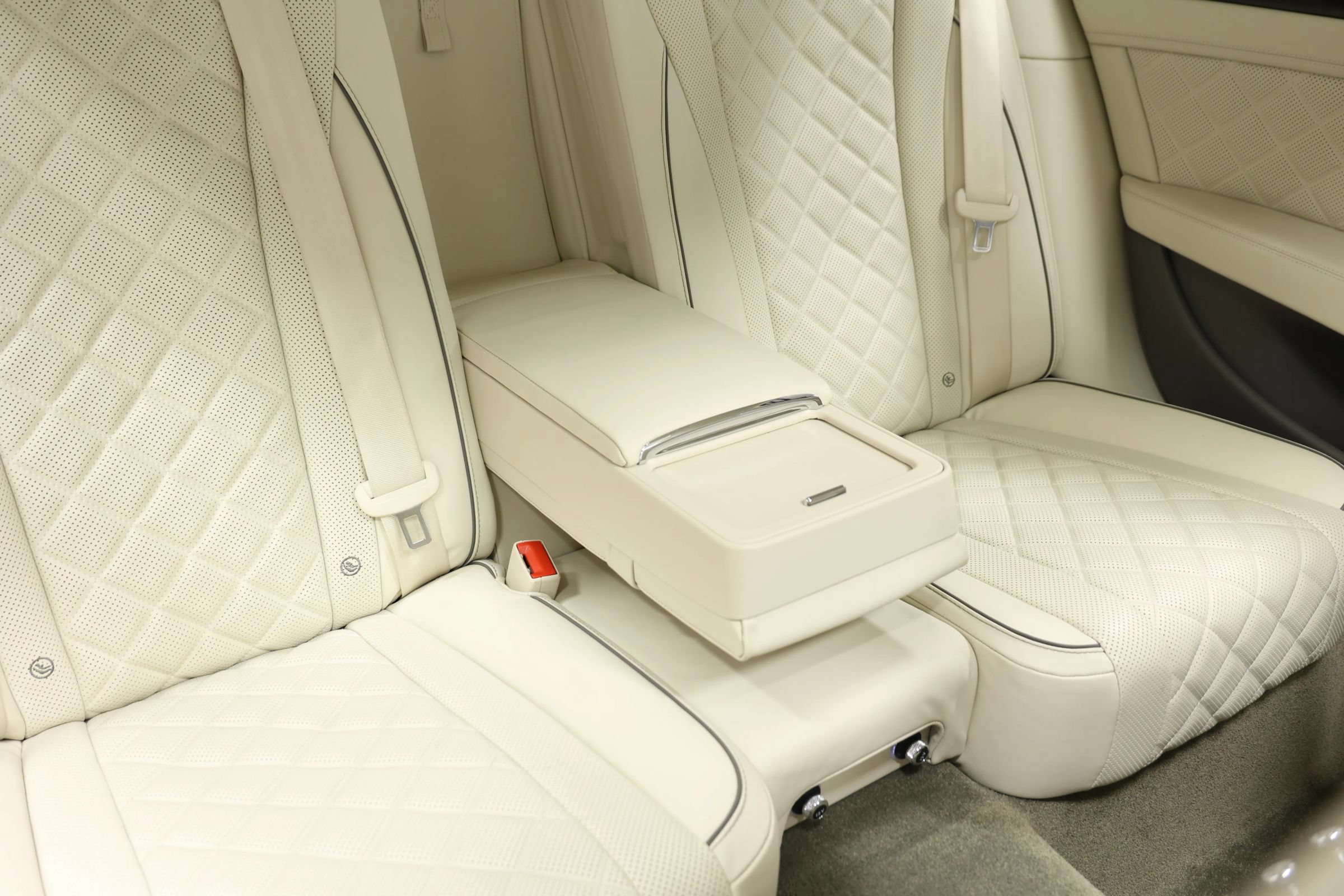 Used 2018 Bentley Flying Spur V8 AWD/4WD image 83
