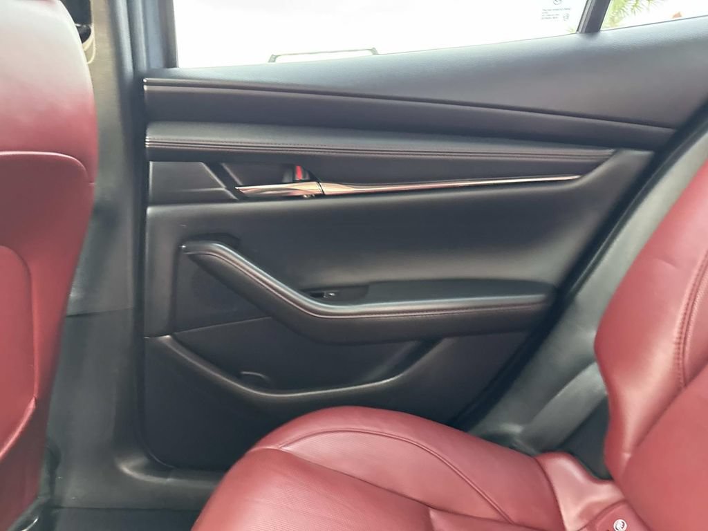 Used 2022 MAZDA MAZDA3 s FWD image 17