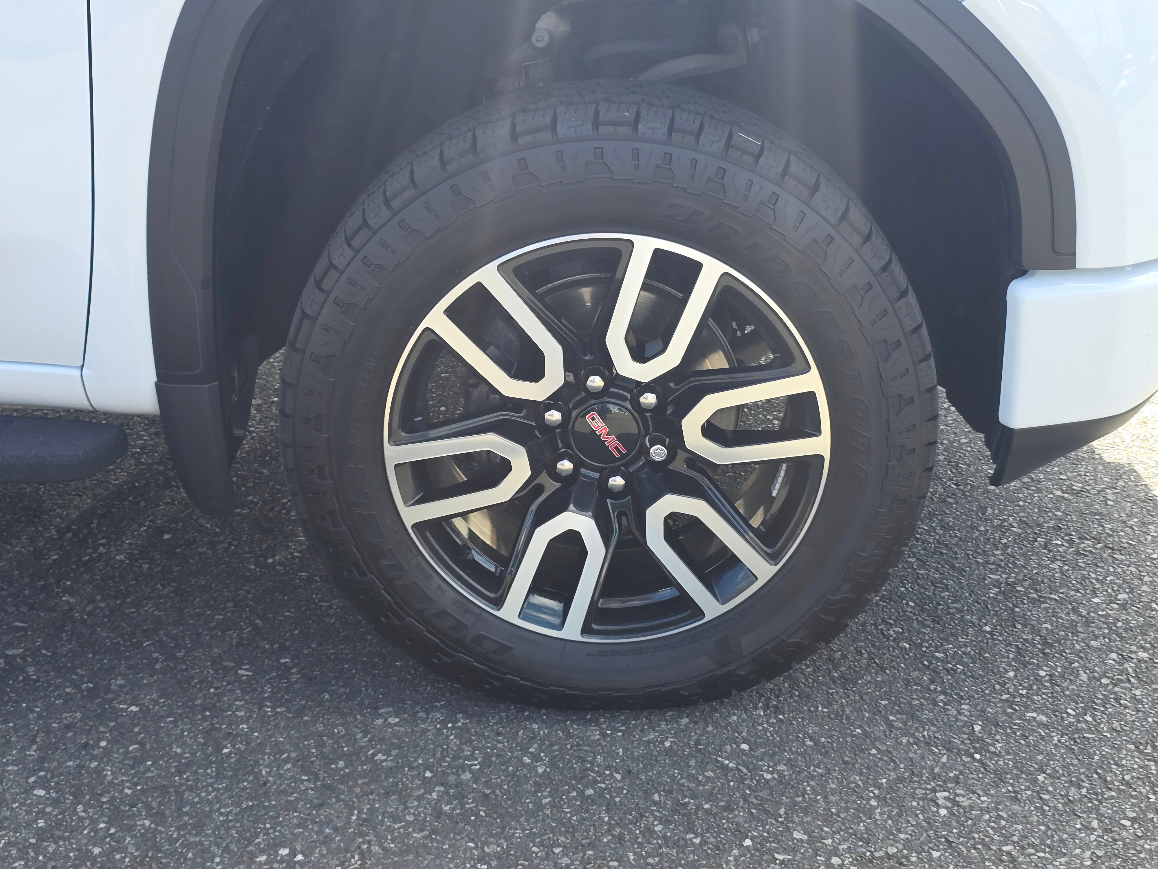 Used 2021 GMC Sierra 1500 AT4 AWD/4WD image 9