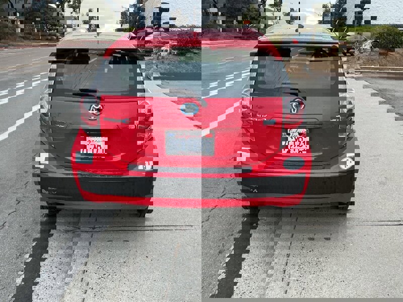 Used 2014 Toyota Prius C Three FWD image 4