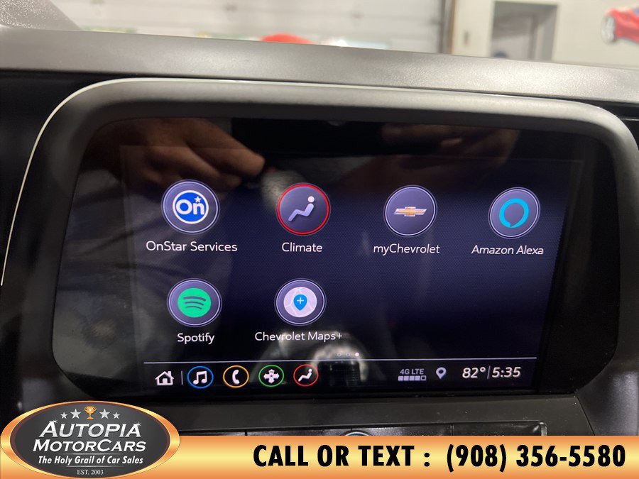 Used 2019 Chevrolet Camaro SS w/ Black Appearance Package RWD image 23