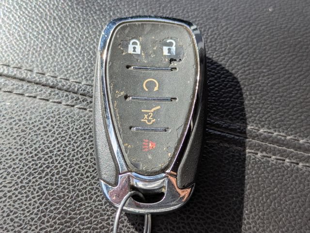 Used 2020 Chevrolet Equinox Premier FWD image 28