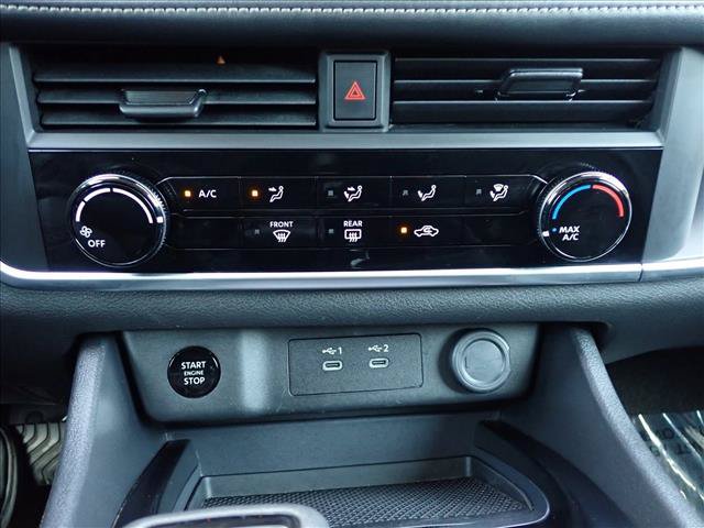 Used 2024 Nissan Rogue S AWD/4WD image 18