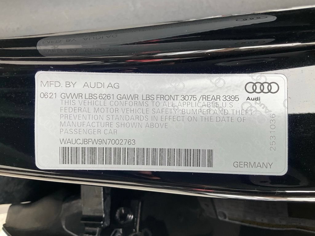 Used 2022 Audi e-tron GT Premium Plus AWD/4WD image 27