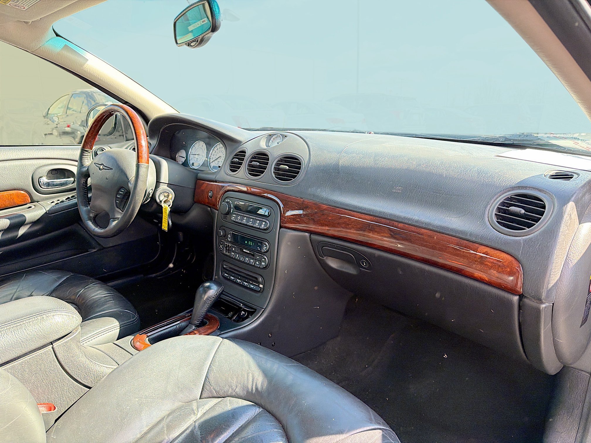Used 2001 Chrysler LHS image 5
