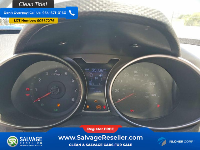 Used 2013 Hyundai Veloster w/ Style Pkg FWD image 12