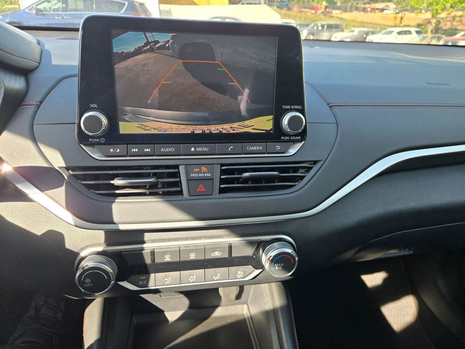 Used 2019 Nissan Altima 2.5 SR FWD image 7