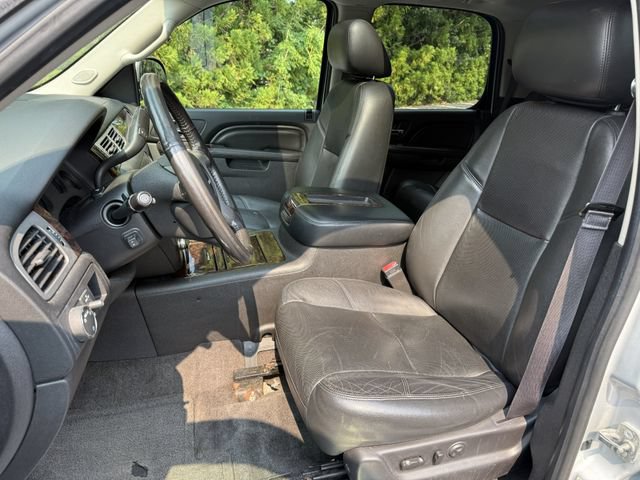 Used 2013 GMC Yukon Denali AWD/4WD image 11