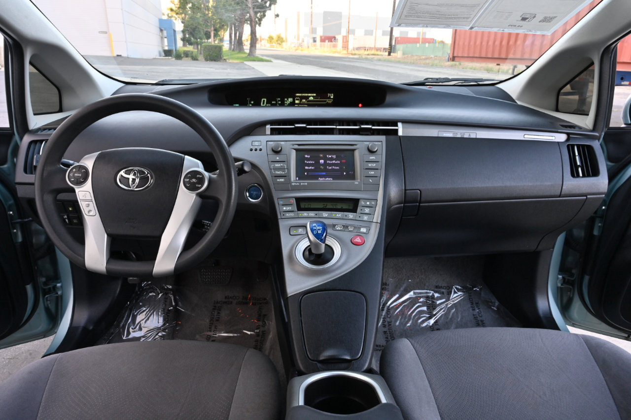 Used 2014 Toyota Prius Prime Plug-In Hybrid FWD image 12