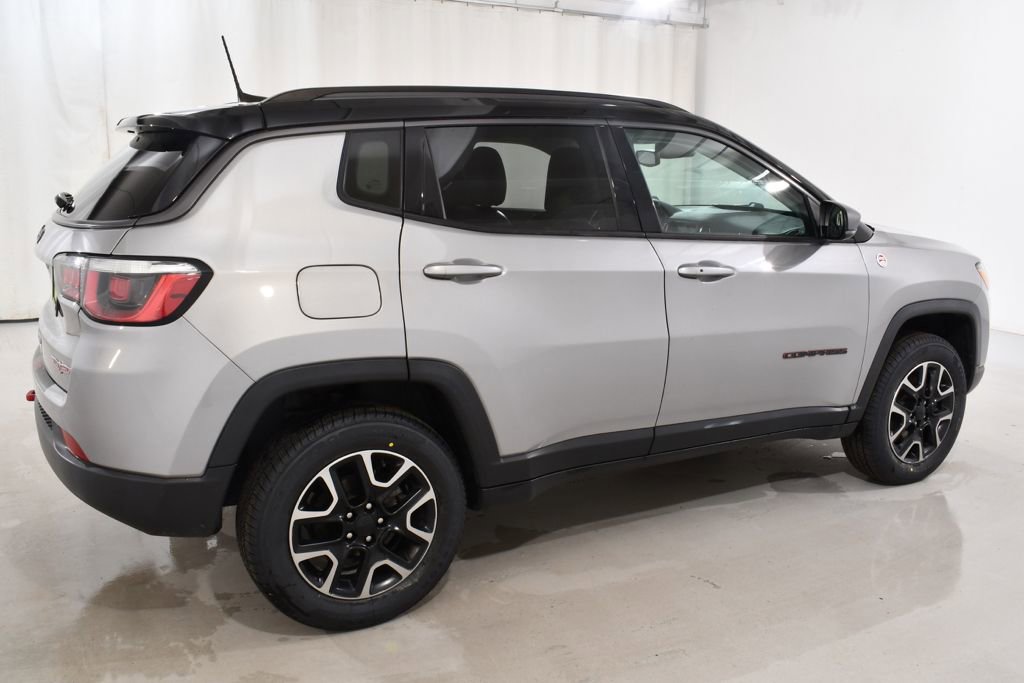 Used 2019 Jeep Compass Trailhawk image 11