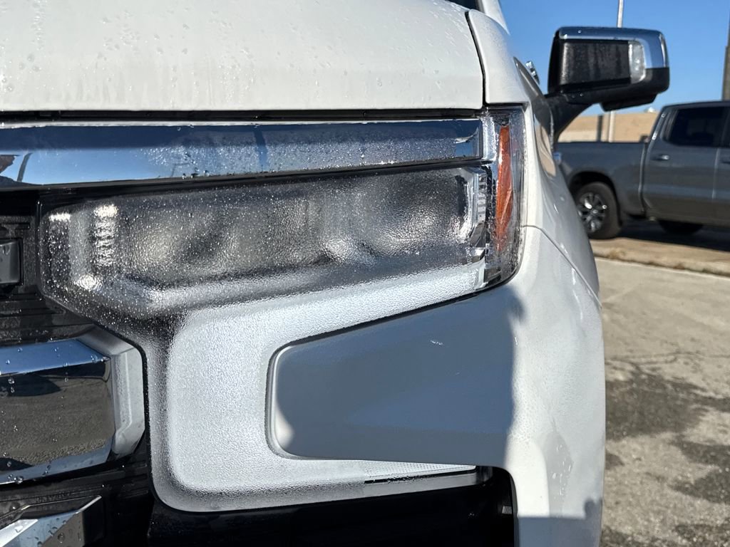 Used 2025 Chevrolet Silverado 1500 LTZ image 11