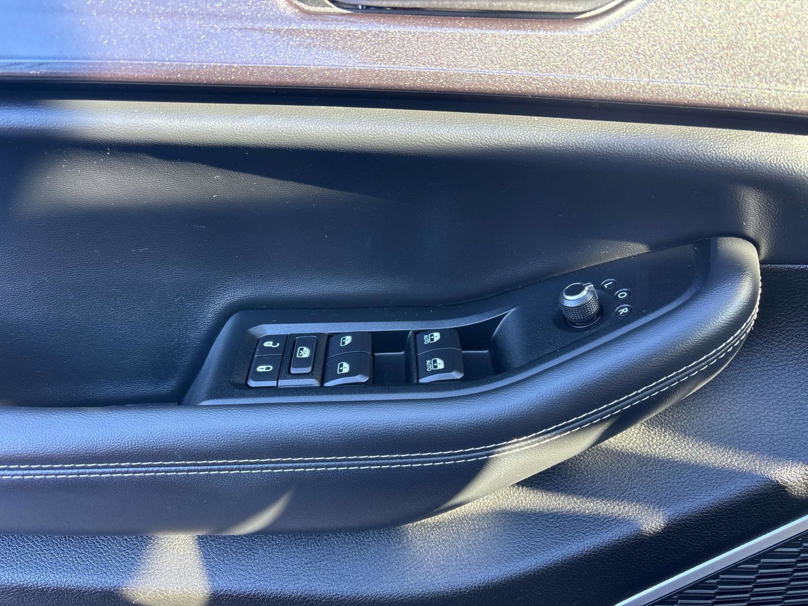 Certified 2022 Jeep Grand Cherokee L Laredo image 17