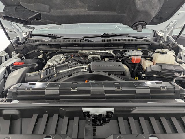 Used 2025 GMC Sierra 2500 AT4X w/ AT4X AEV Edition image 9