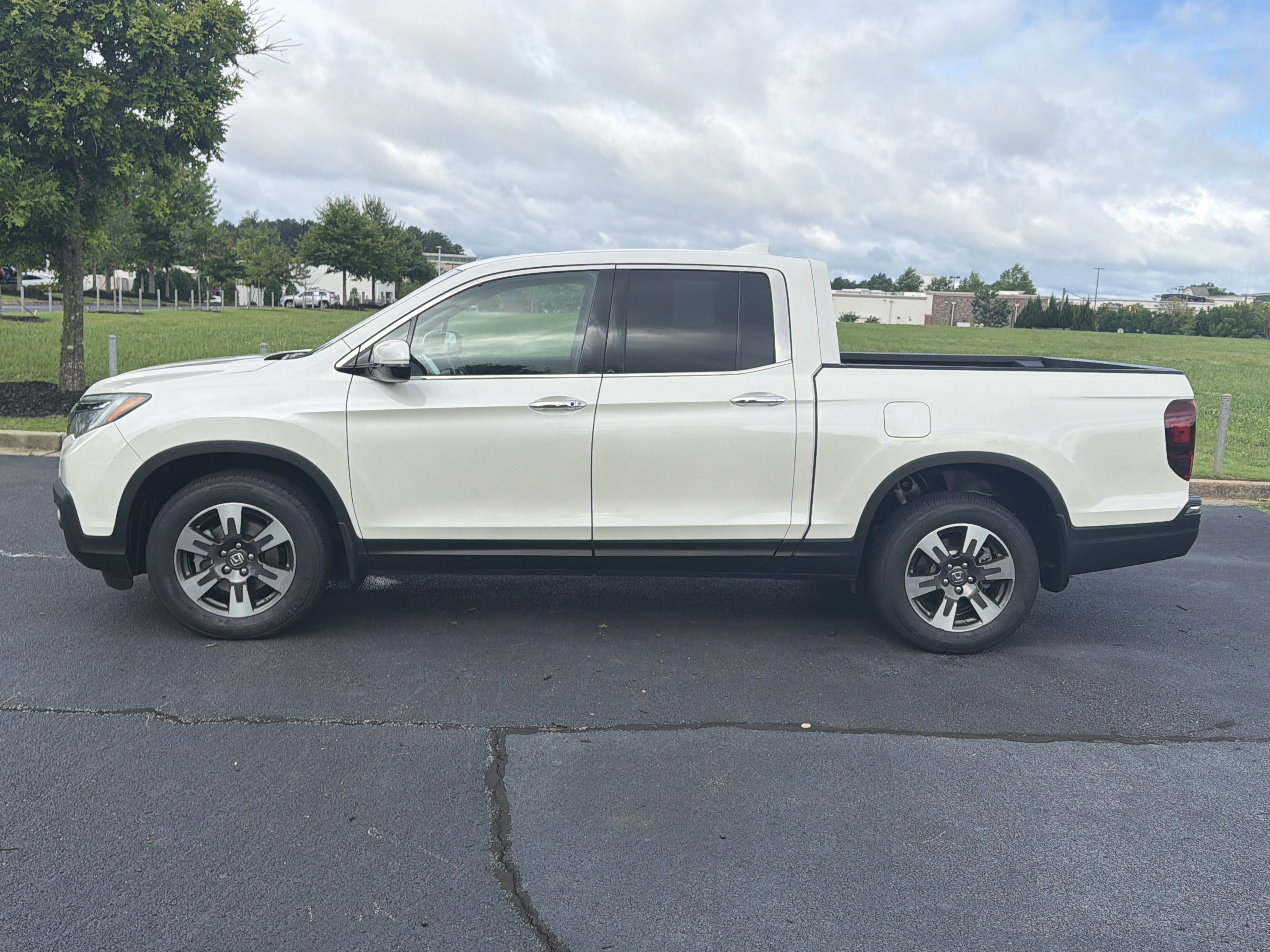 Certified 2017 Honda Ridgeline RTL-E image 6