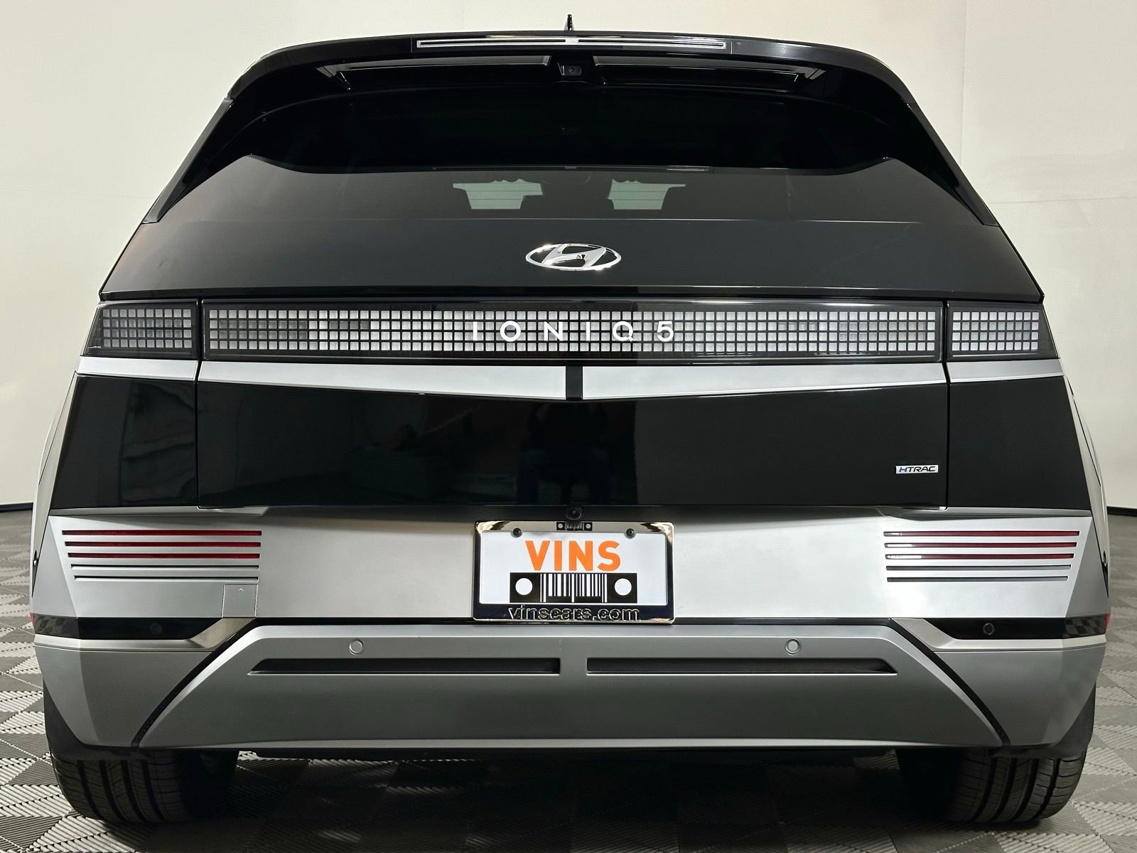 Used 2024 Hyundai Ioniq 5 Limited image 31