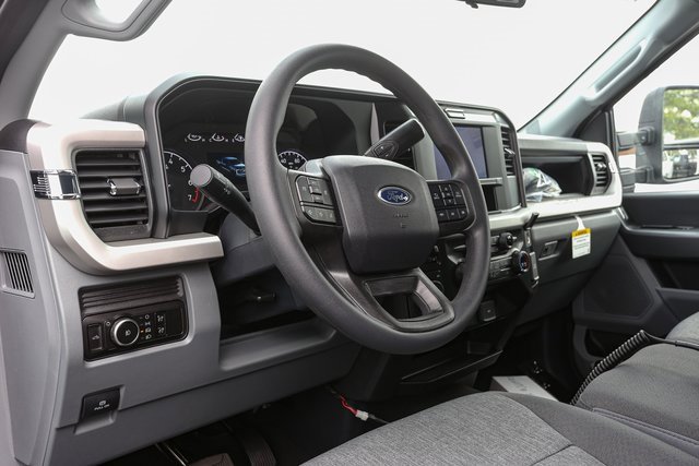 New 2026 Ford F350 XL image 19