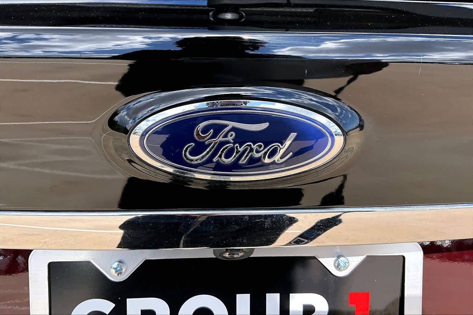 Used 2019 Ford Edge SEL w/ Equipment Group 201A FWD image 10