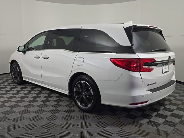 Used 2024 Honda Odyssey Elite image 3