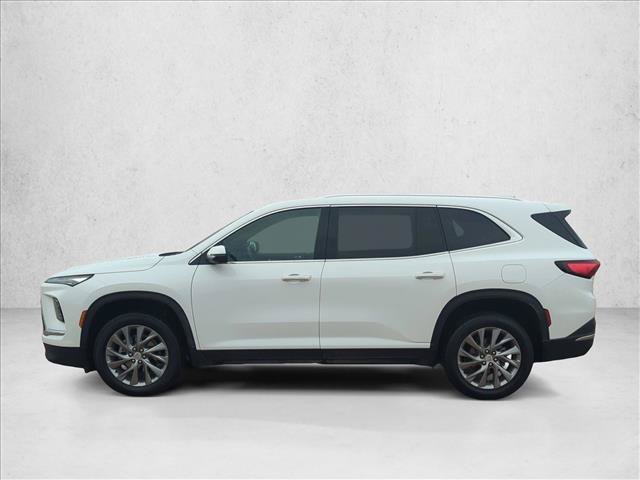 Used 2025 Buick Enclave Preferred FWD image 9