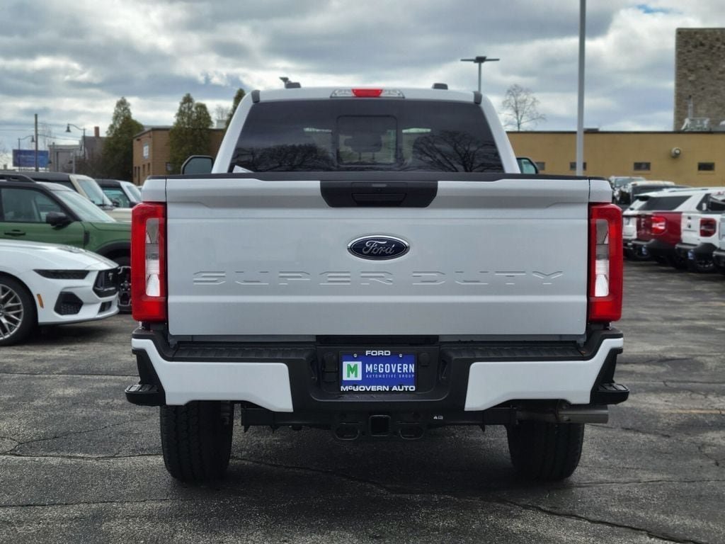 New 2026 Ford F250 XL w/ STX Appearance Package AWD/4WD image 4