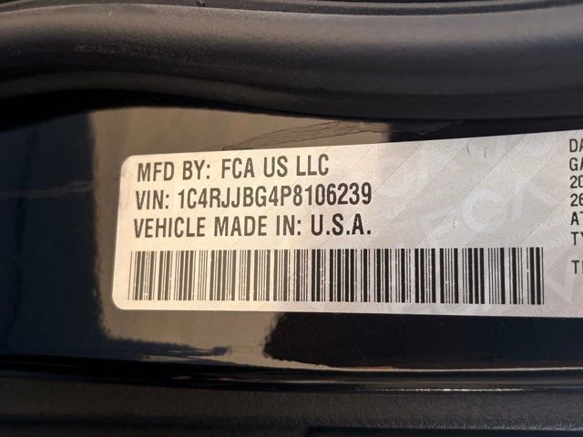 Used 2023 Jeep Grand Cherokee L Limited w/ Black Appearance Package RWD image 30