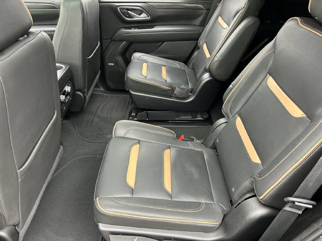 Used 2023 GMC Yukon AT4 w/ Technology Package AWD/4WD image 26