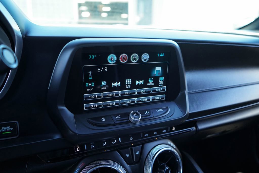 Used 2016 Chevrolet Camaro LT w/ Technology Package image 19
