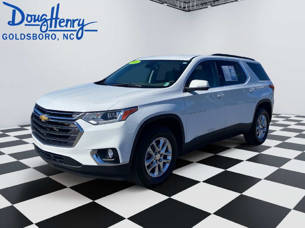 Used 2021 Chevrolet Traverse LT w/ LPO, Floor Liner Package FWD image 1