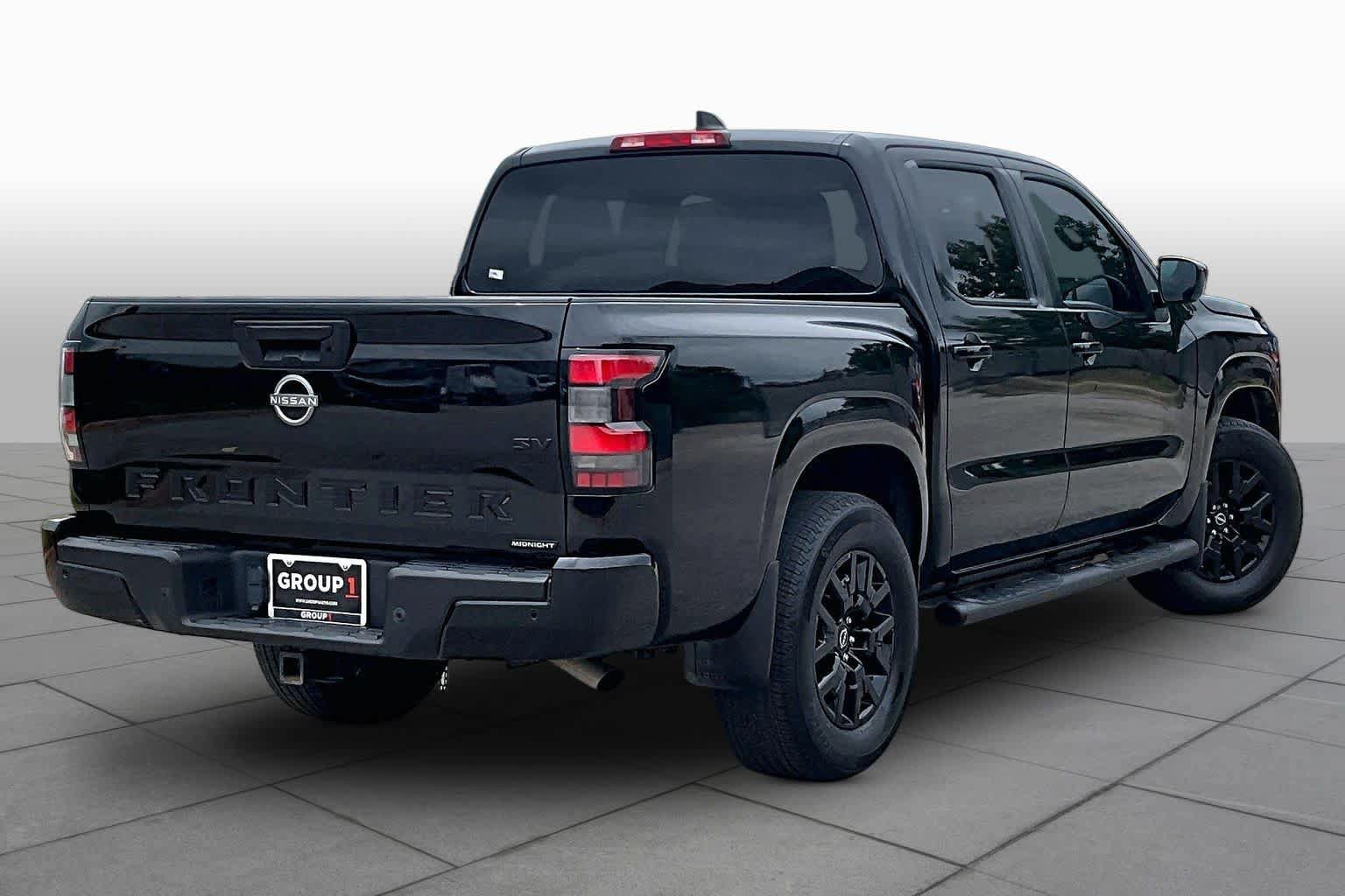 Certified 2023 Nissan Frontier SV w/ Midnight Edition Package RWD image 13
