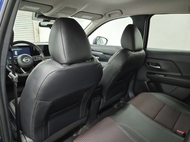 Certified 2025 Nissan Kicks SR image 15