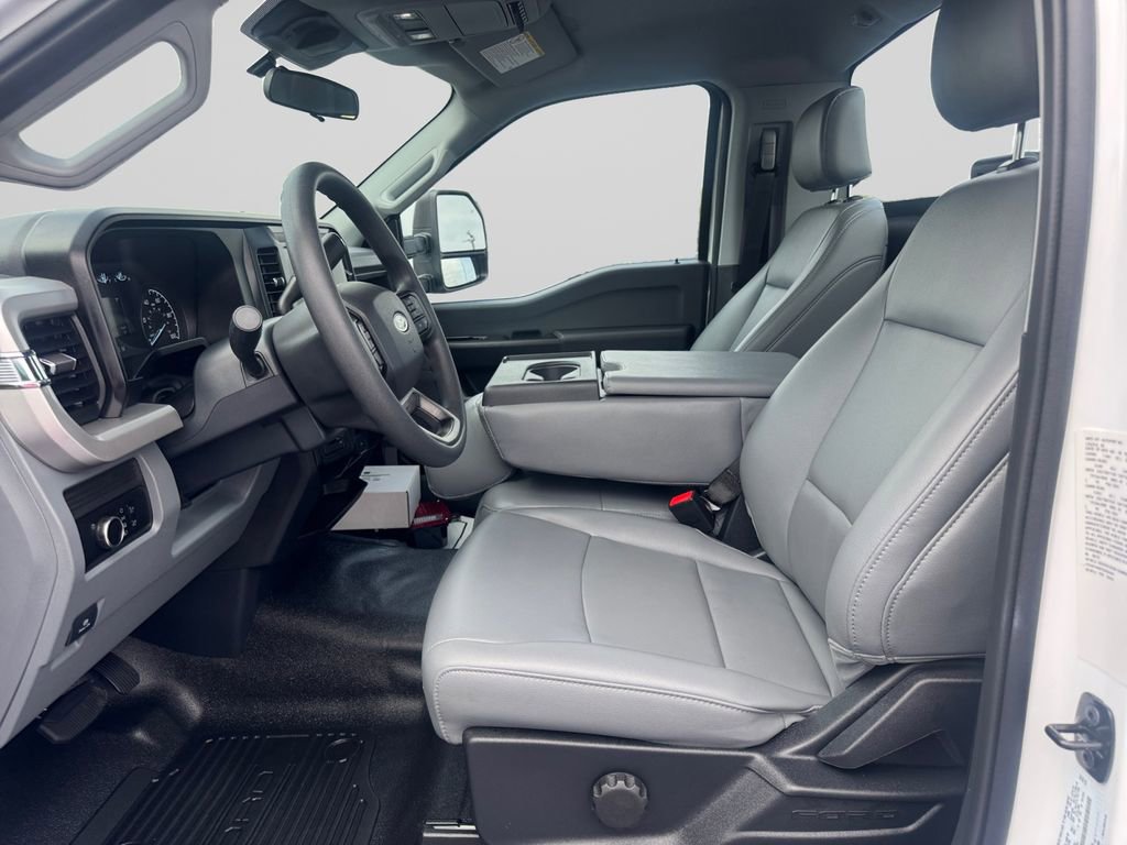 Used 2025 Ford F450 XL AWD/4WD image 10