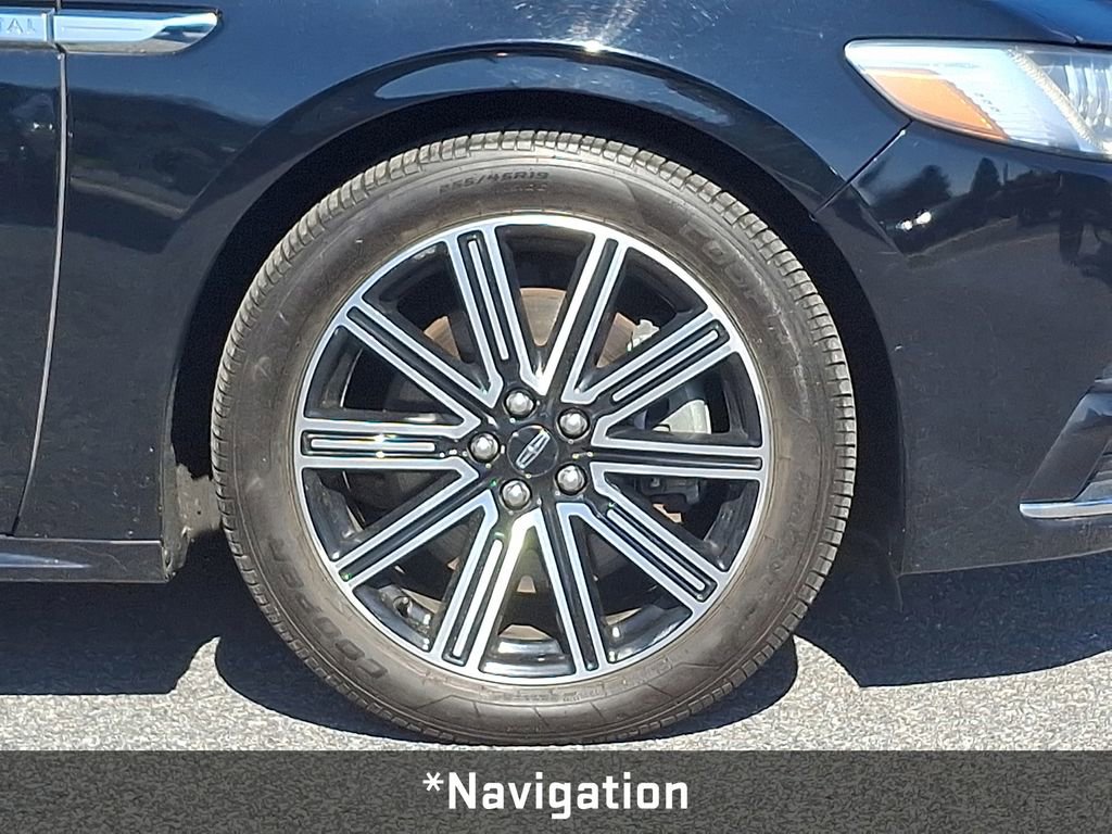 Used 2018 Lincoln Continental Reserve w/ Luxury Package image 10