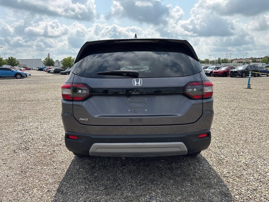 Used 2025 Honda Pilot EX-L image 10
