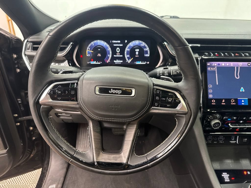 Used 2023 Jeep Grand Cherokee Overland w/ Adv Protech Group III AWD/4WD image 18