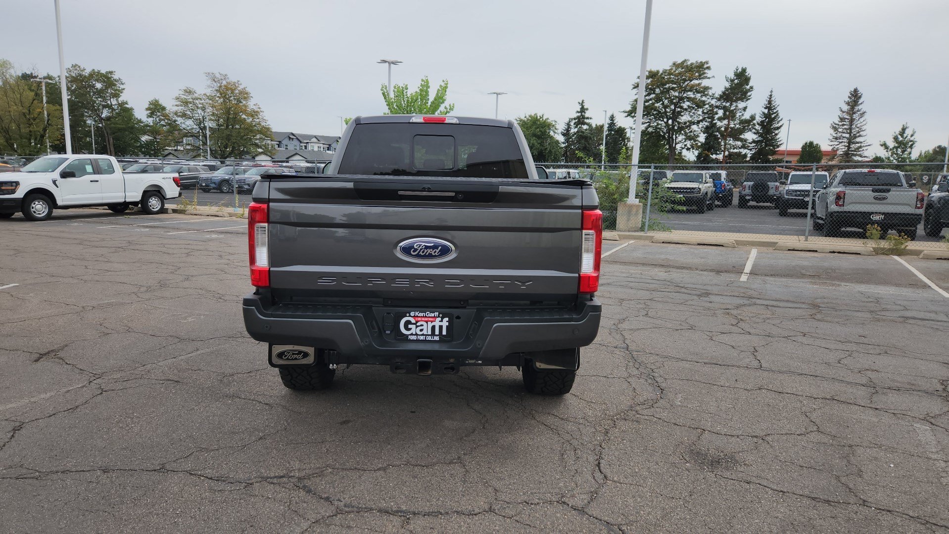 Certified 2019 Ford F350 Lariat AWD/4WD image 10