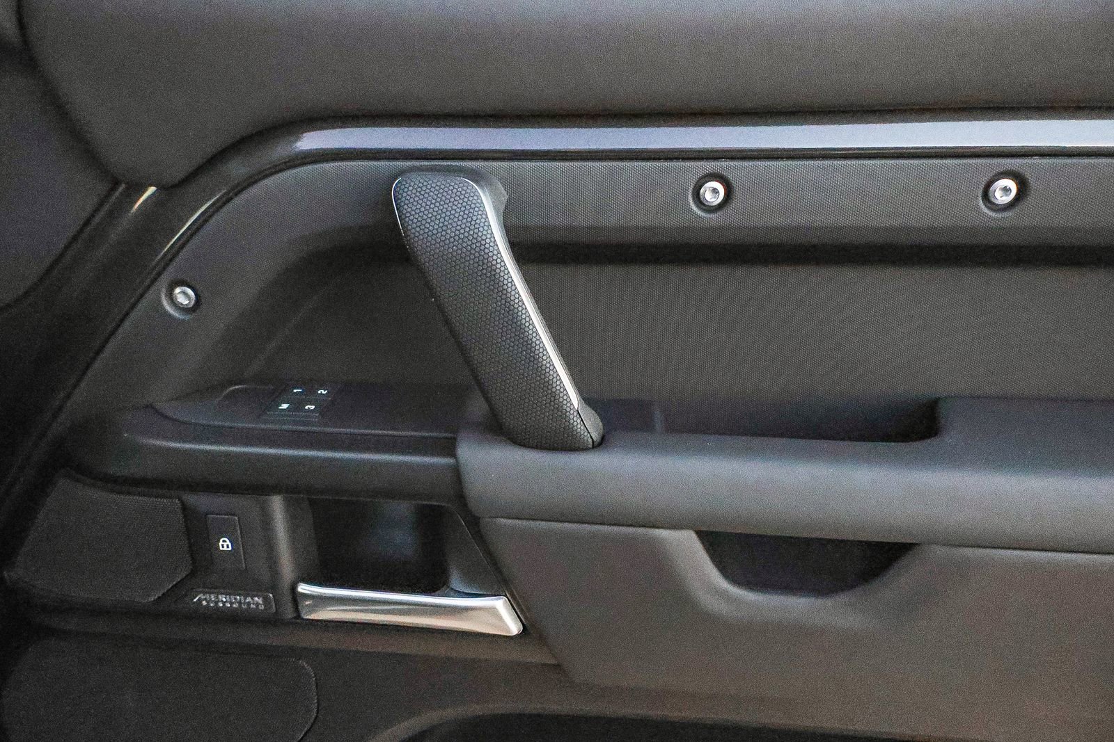 New 2026 Land Rover Defender 130 V8 image 19