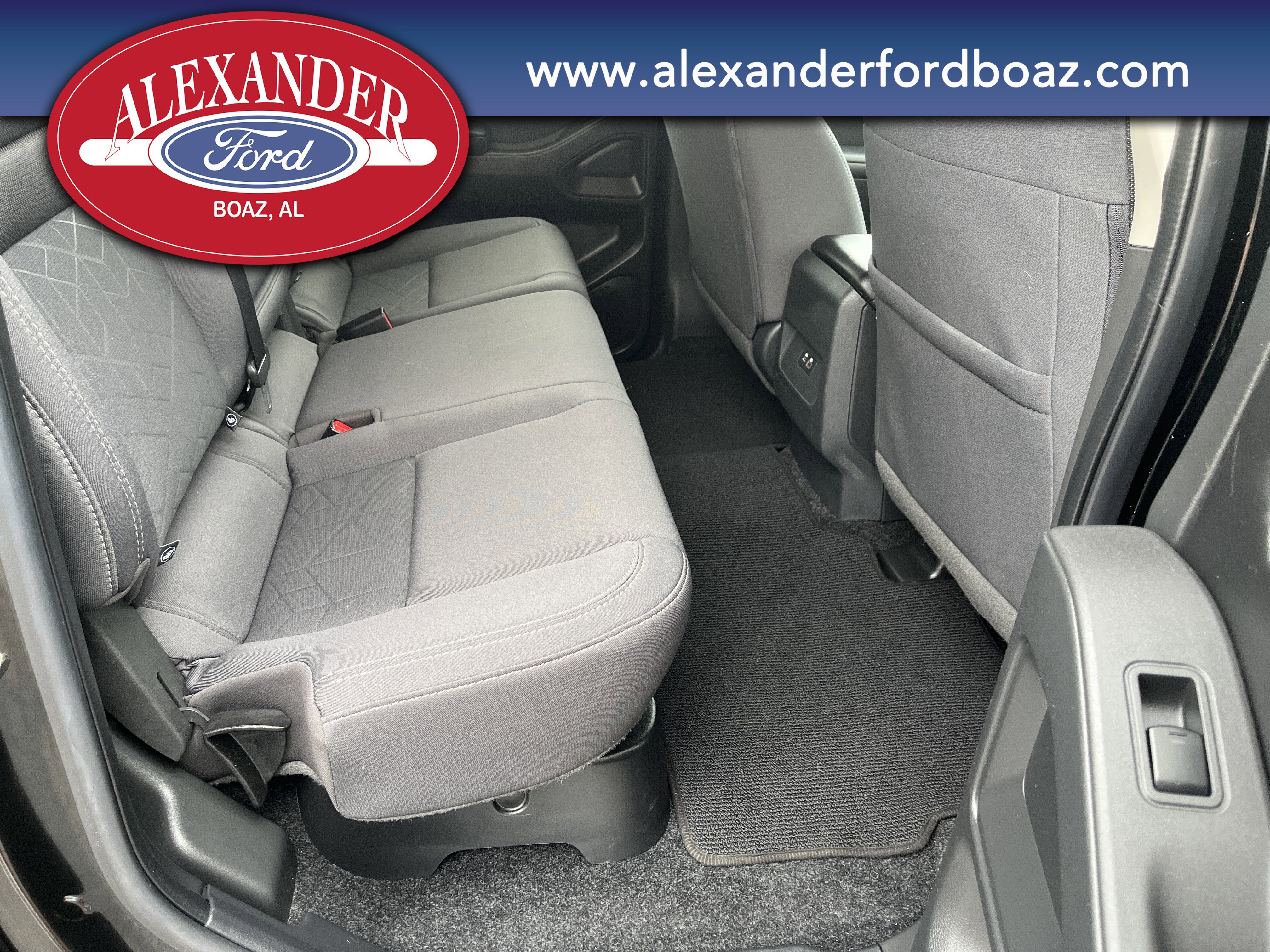 Used 2025 Nissan Frontier SV image 18