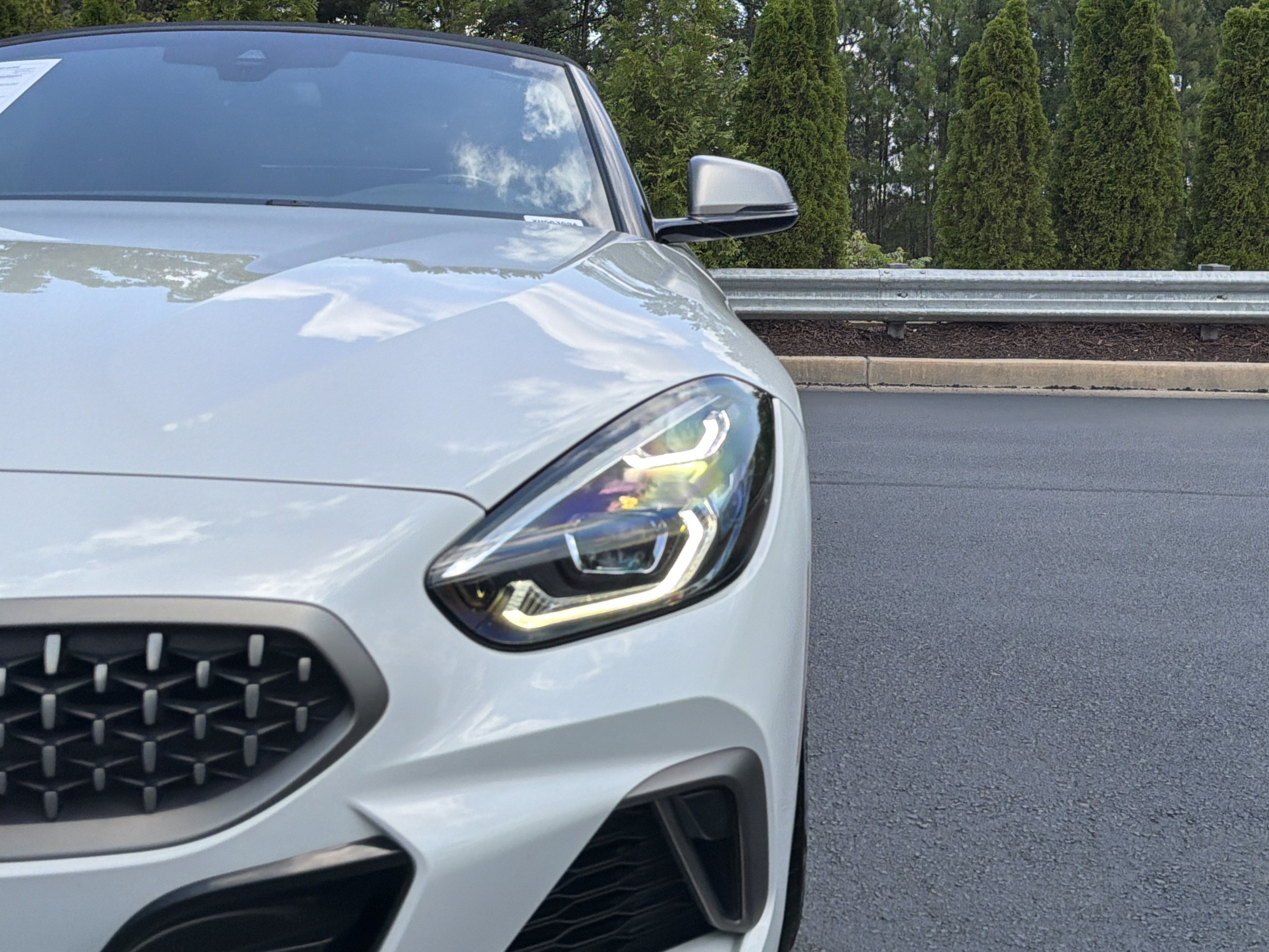 Used 2022 BMW Z4 M40i RWD image 39