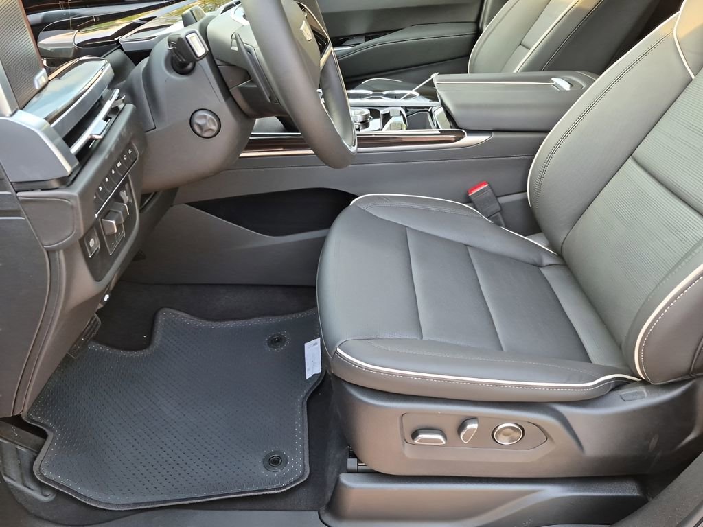 New 2026 Cadillac Escalade ESV Luxury w/ Touring Package AWD/4WD image 37