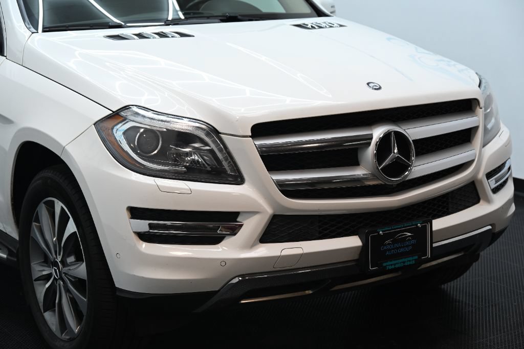 Used 2016 Mercedes-Benz GL 320 BlueTEC 4MATIC w/ Premium I Package image 8