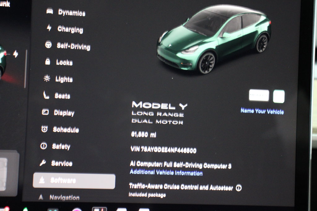 Used 2022 Tesla Model Y Long Range AWD/4WD image 27